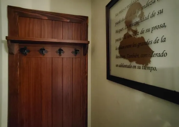 La Alcoba De Becquer *